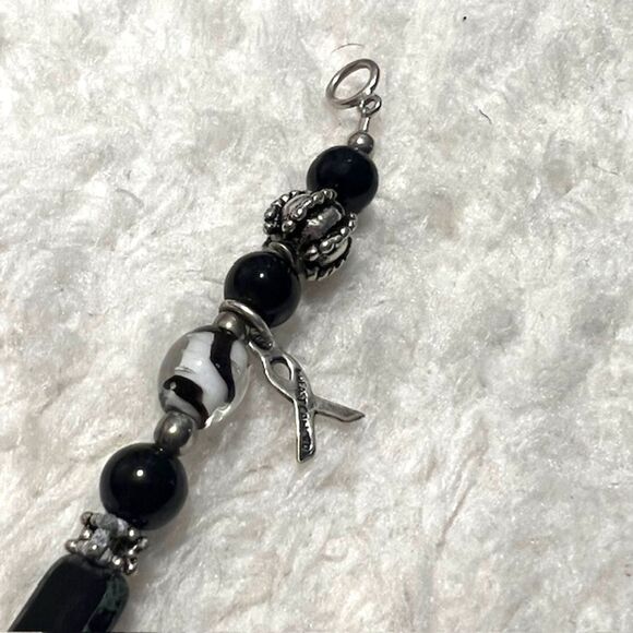 Black & White Silver Tone Beads Toggle Clasp Breast Cancer Bracelet - Picture 5 of 7
